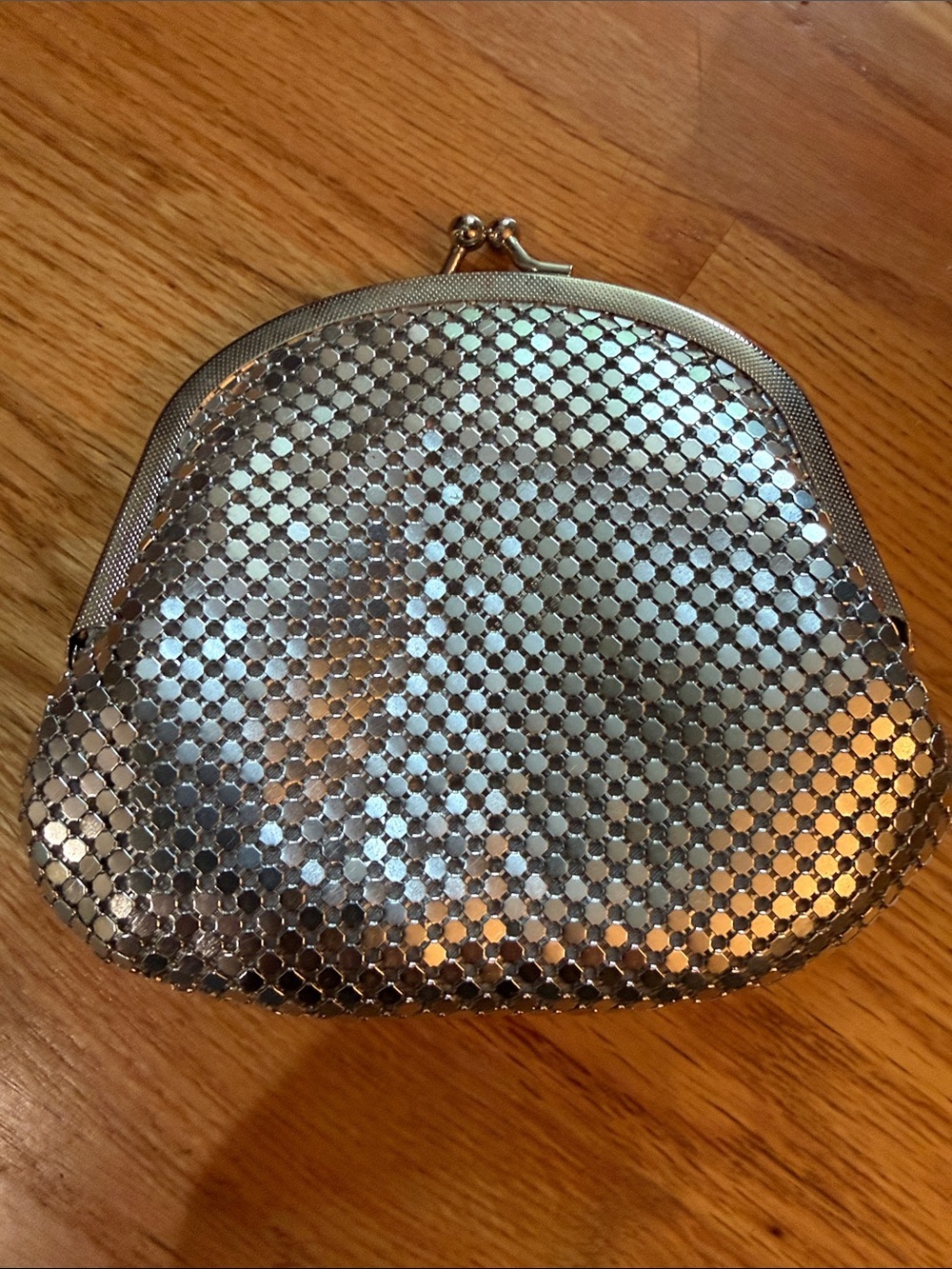 Vintage Silver Metallic Mesh Clasp Coin Purse